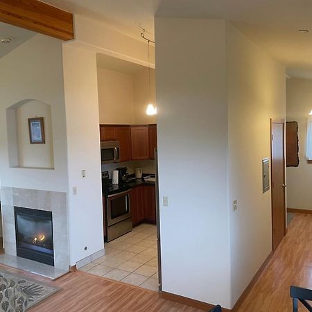 Oceanfront Allyn Apartment 외부 사진